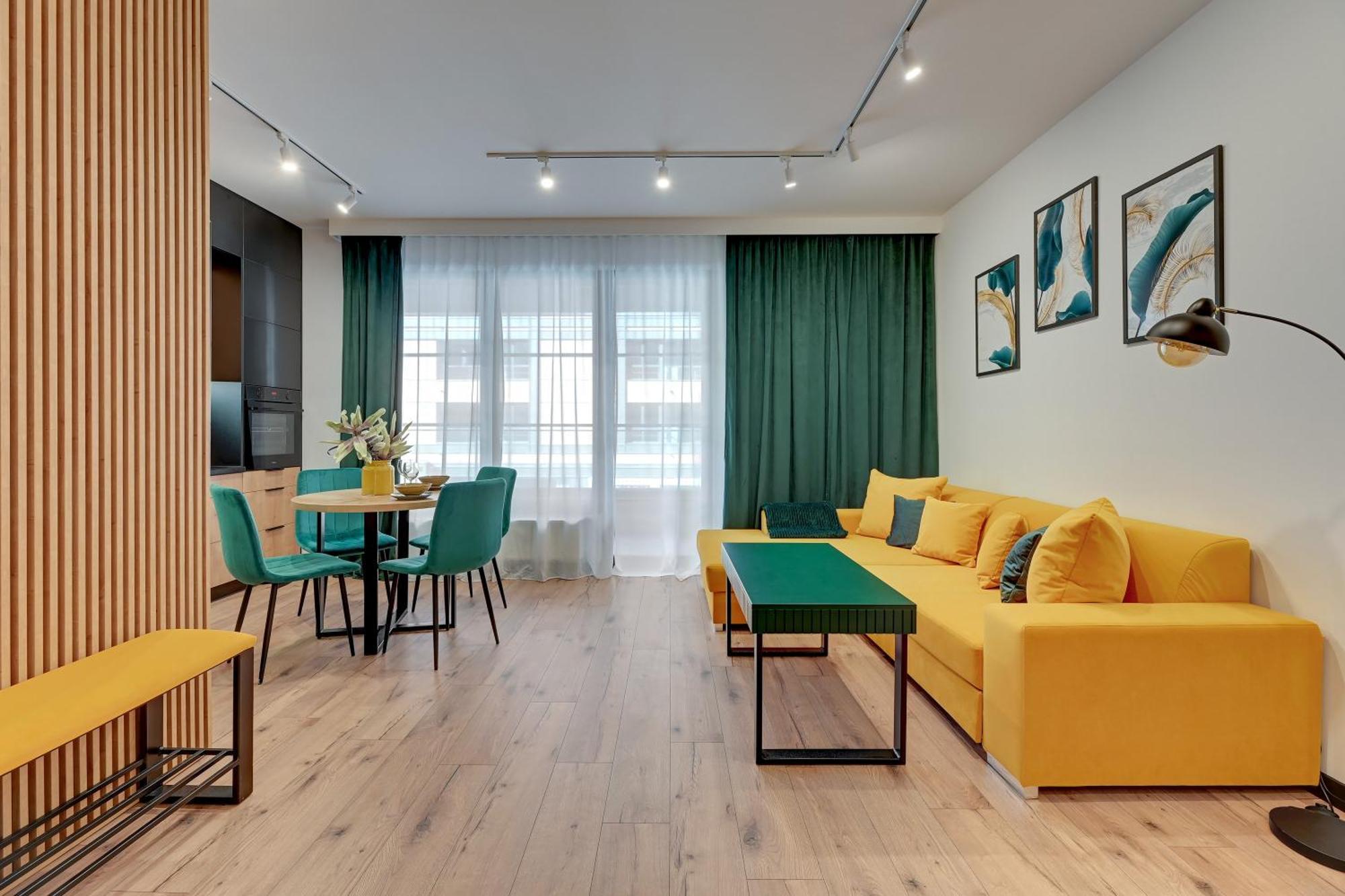 Doki Living - Foodhall & Parking By Downtown Apartments グダニスク エクステリア 写真