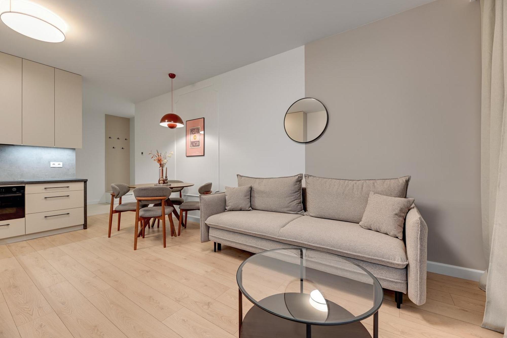 Doki Living - Foodhall & Parking By Downtown Apartments グダニスク エクステリア 写真